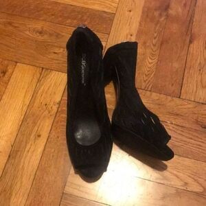 BCBG Darcee Black Suede Peep Toe shoe size 9​​